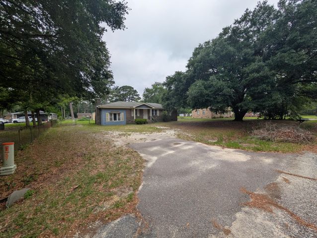 33 Elliott Court, Walterboro, SC 29488