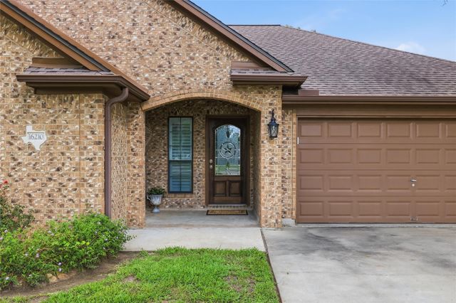 16210 Bluebird Street, Santa Fe, TX 77517
