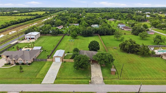 16210 Bluebird Street, Santa Fe, TX 77517