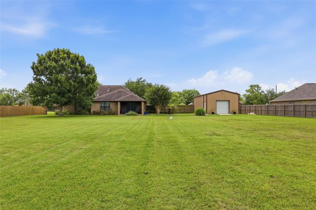 16210 Bluebird Street, Santa Fe, TX 77517