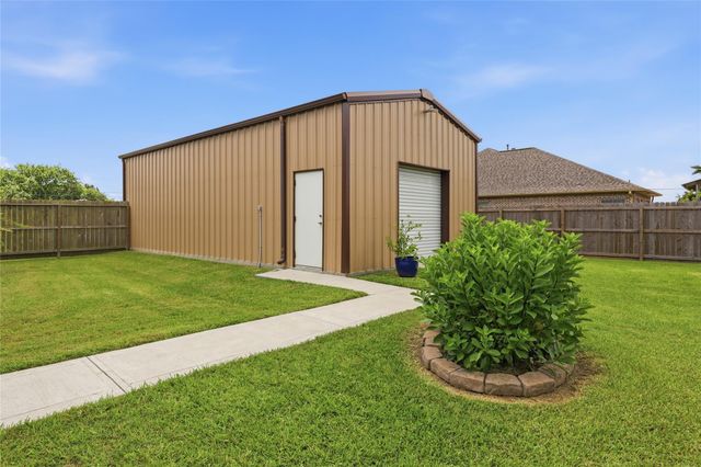 16210 Bluebird Street, Santa Fe, TX 77517