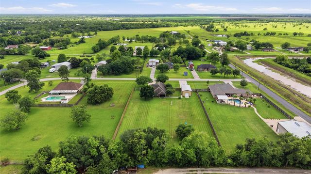 16210 Bluebird Street, Santa Fe, TX 77517