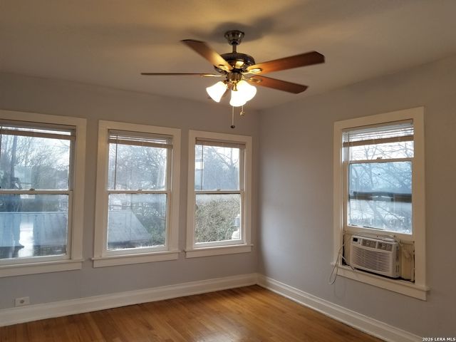 218 Claremont Ave Apt 3, San Antonio, TX 78209