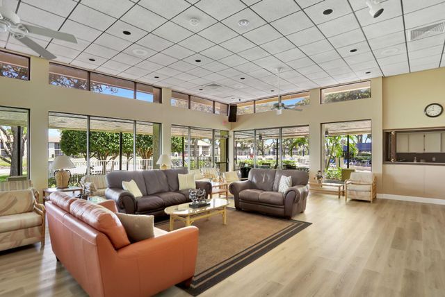 2297 SW 15th Street 127, Deerfield Beach, FL 33442