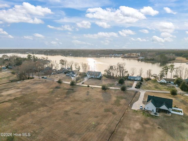 170 Catnip Point Road, Bath, NC 27808