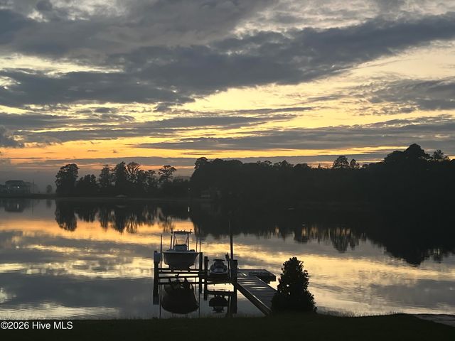 170 Catnip Point Road, Bath, NC 27808