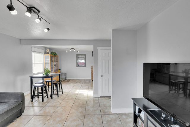 5792 S SALEM AVE, Salt Lake City, UT 84118