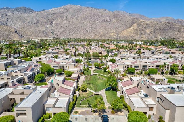 969 Village Square N, Palm Springs, CA 92262