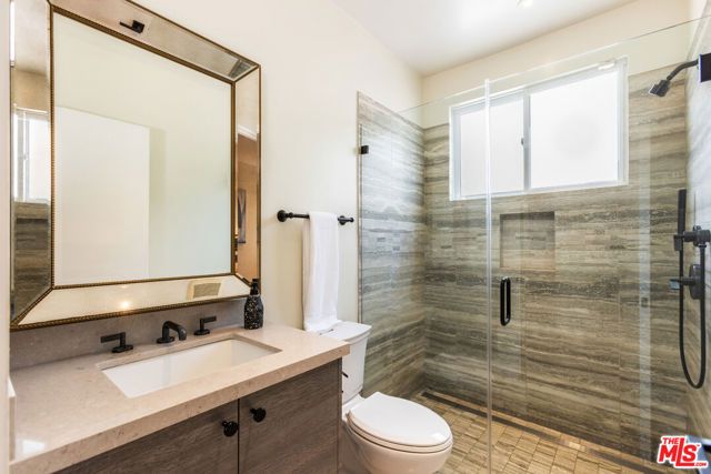 869 S Bundy Drive, Los Angeles, CA 90049