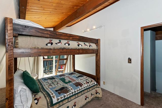 40138 Hillcrest Drive, Big Bear, CA 92315