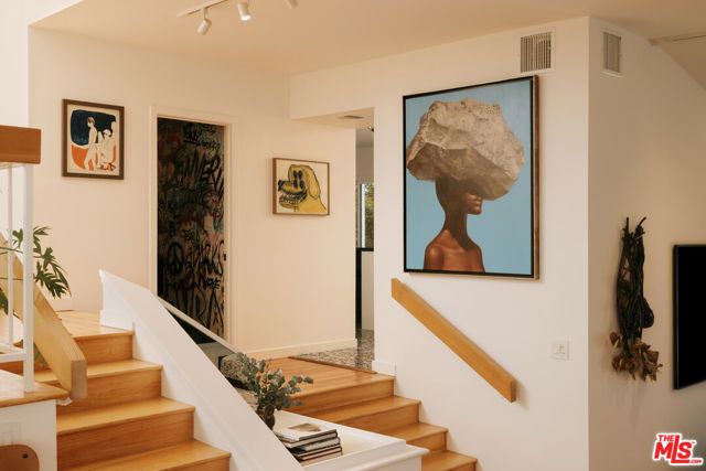 1926 N Crescent Heights Boulevard, Los Angeles, CA 90069