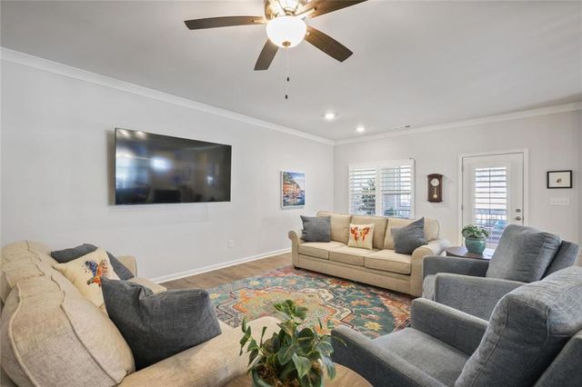 3905 Shelleydale Drive, Powder Springs, GA 30127