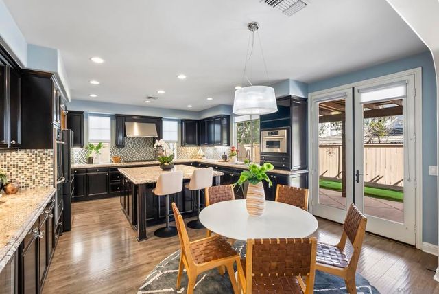 15639 Via Montecristo, San Diego, CA 92127