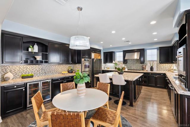 15639 Via Montecristo, San Diego, CA 92127