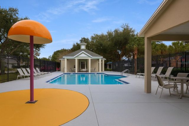 4057 SHAWN CIRCLE, Orlando, FL 32826