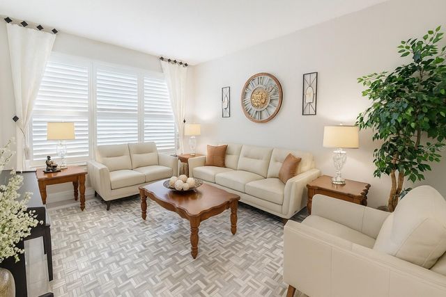 4057 SHAWN CIRCLE, Orlando, FL 32826