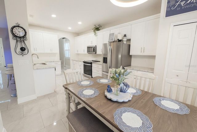 4057 SHAWN CIRCLE, Orlando, FL 32826