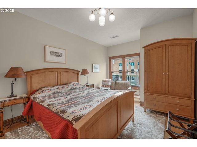 233 Se 4TH St, Pendleton, OR 97801