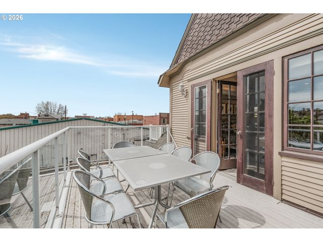 233 Se 4TH St, Pendleton, OR 97801