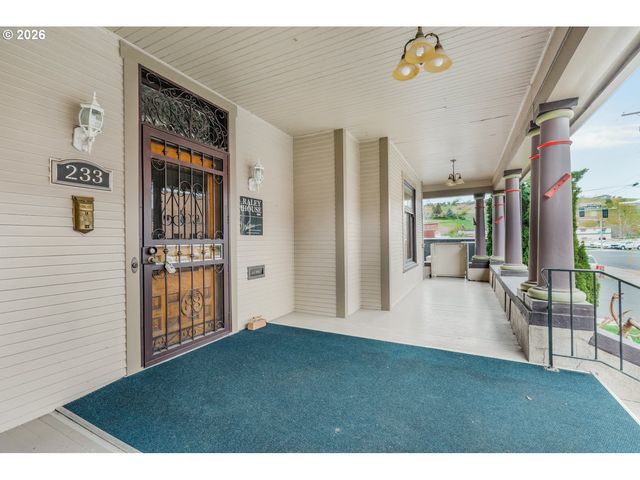 233 Se 4TH St, Pendleton, OR 97801
