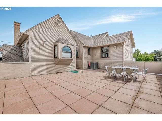 233 Se 4TH St, Pendleton, OR 97801