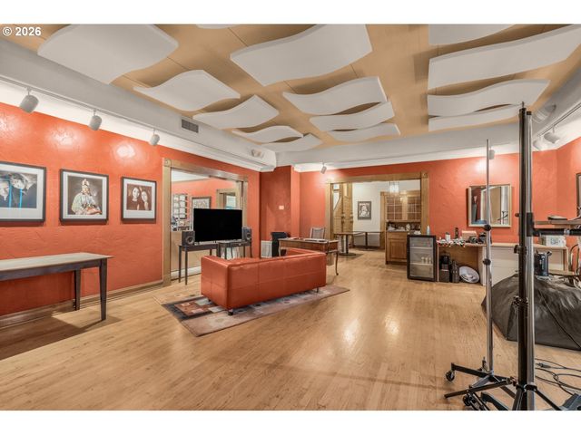 233 Se 4TH St, Pendleton, OR 97801