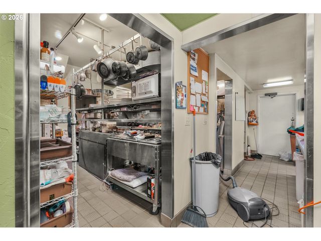 233 Se 4TH St, Pendleton, OR 97801
