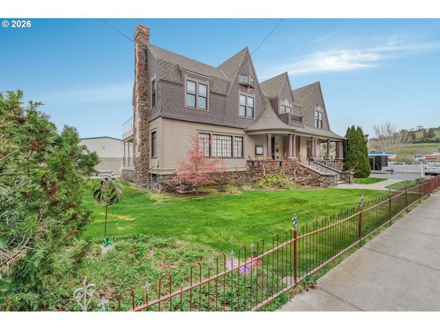 233 Se 4TH St, Pendleton, OR 97801