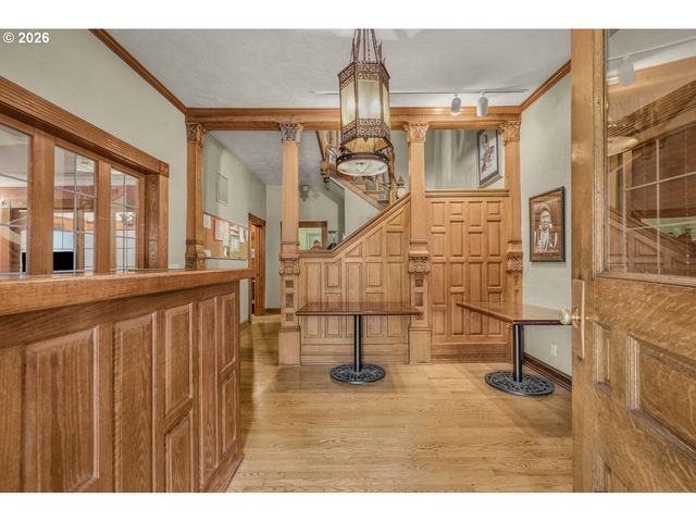 233 Se 4TH St, Pendleton, OR 97801
