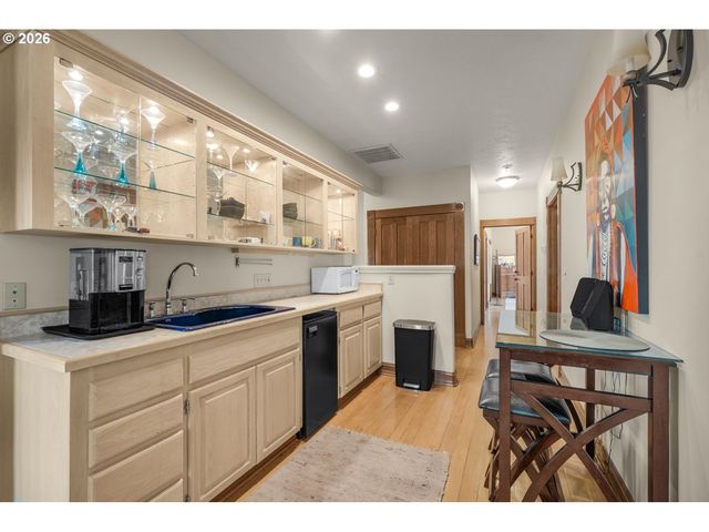 233 Se 4TH St, Pendleton, OR 97801