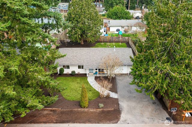 922 208th Ave NE, Sammamish, WA 98074