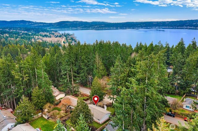 922 208th Ave NE, Sammamish, WA 98074