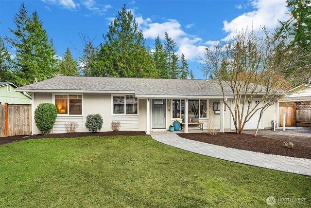922 208th Ave NE, Sammamish, WA 98074