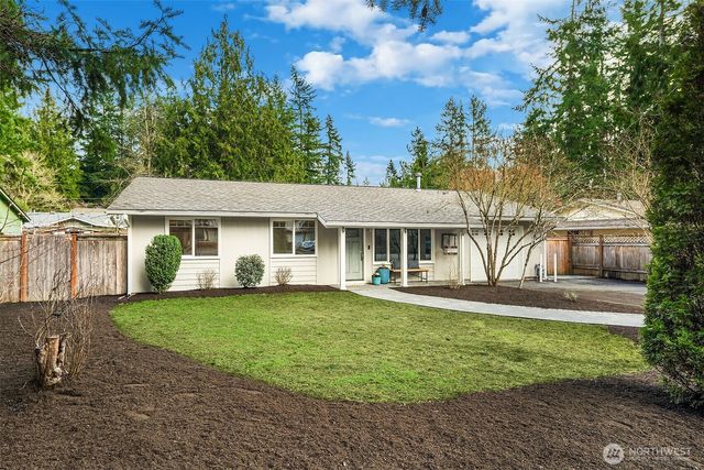 922 208th Ave NE, Sammamish, WA 98074