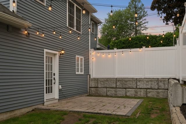 129 Derby St, Worcester, MA 01604