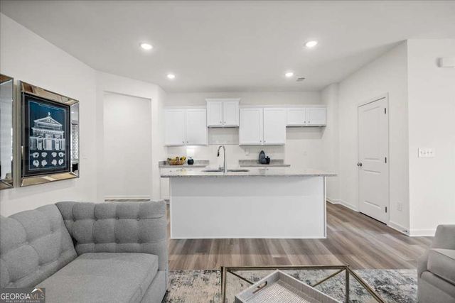 2477 Honey Way, Conyers, GA 30013