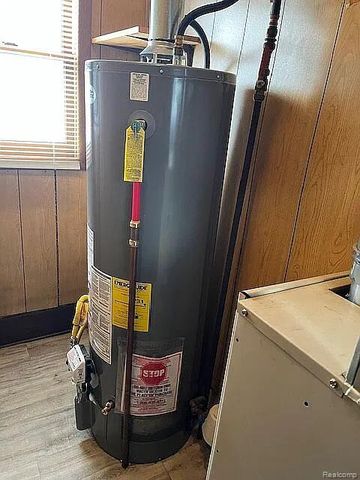 1306 S Wheeler Street, Saginaw, MI 48602