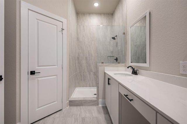207 Flora Springs CV, Liberty Hill, TX 78642