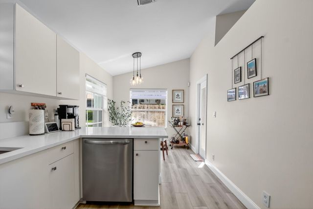 1866 Capeside Circle, Wellington, FL 33414