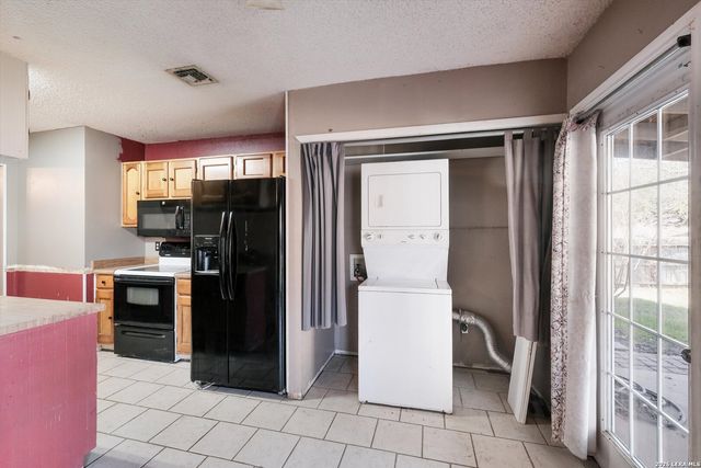 15030 Flaming Creek, San Antonio, TX 78217