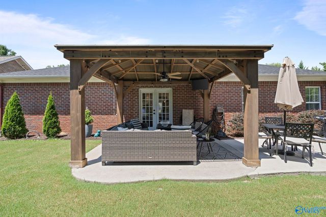 5106 Frankford Drive, Owens Cross Roads, AL 35763
