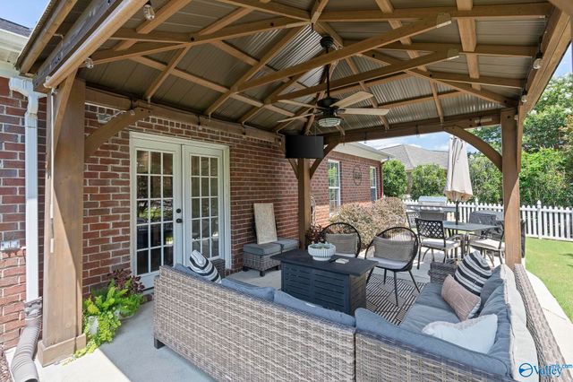 5106 Frankford Drive, Owens Cross Roads, AL 35763