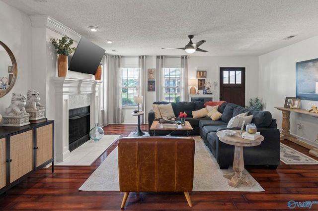 5106 Frankford Drive, Owens Cross Roads, AL 35763
