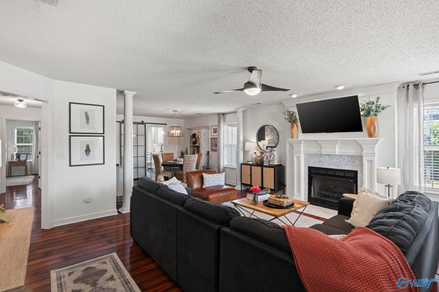 5106 Frankford Drive, Owens Cross Roads, AL 35763