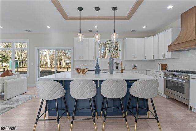 424 Lake Shore Dr, West Milford Twp., NJ 07421