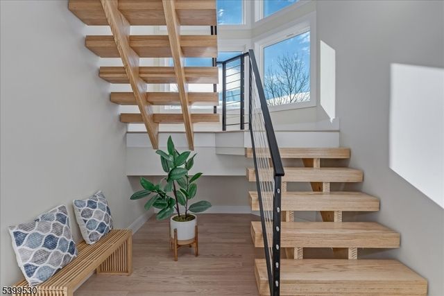 424 Lake Shore Dr, West Milford Twp., NJ 07421