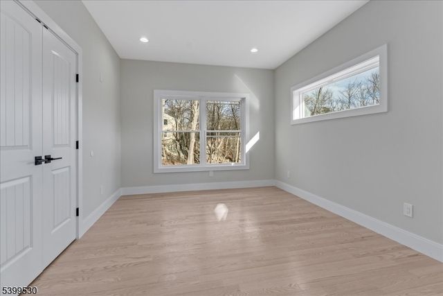 424 Lake Shore Dr, West Milford Twp., NJ 07421