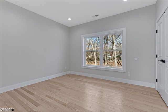 424 Lake Shore Dr, West Milford Twp., NJ 07421