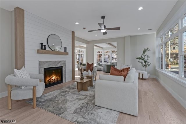 424 Lake Shore Dr, West Milford Twp., NJ 07421