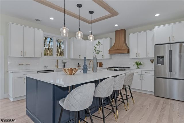 424 Lake Shore Dr, West Milford Twp., NJ 07421